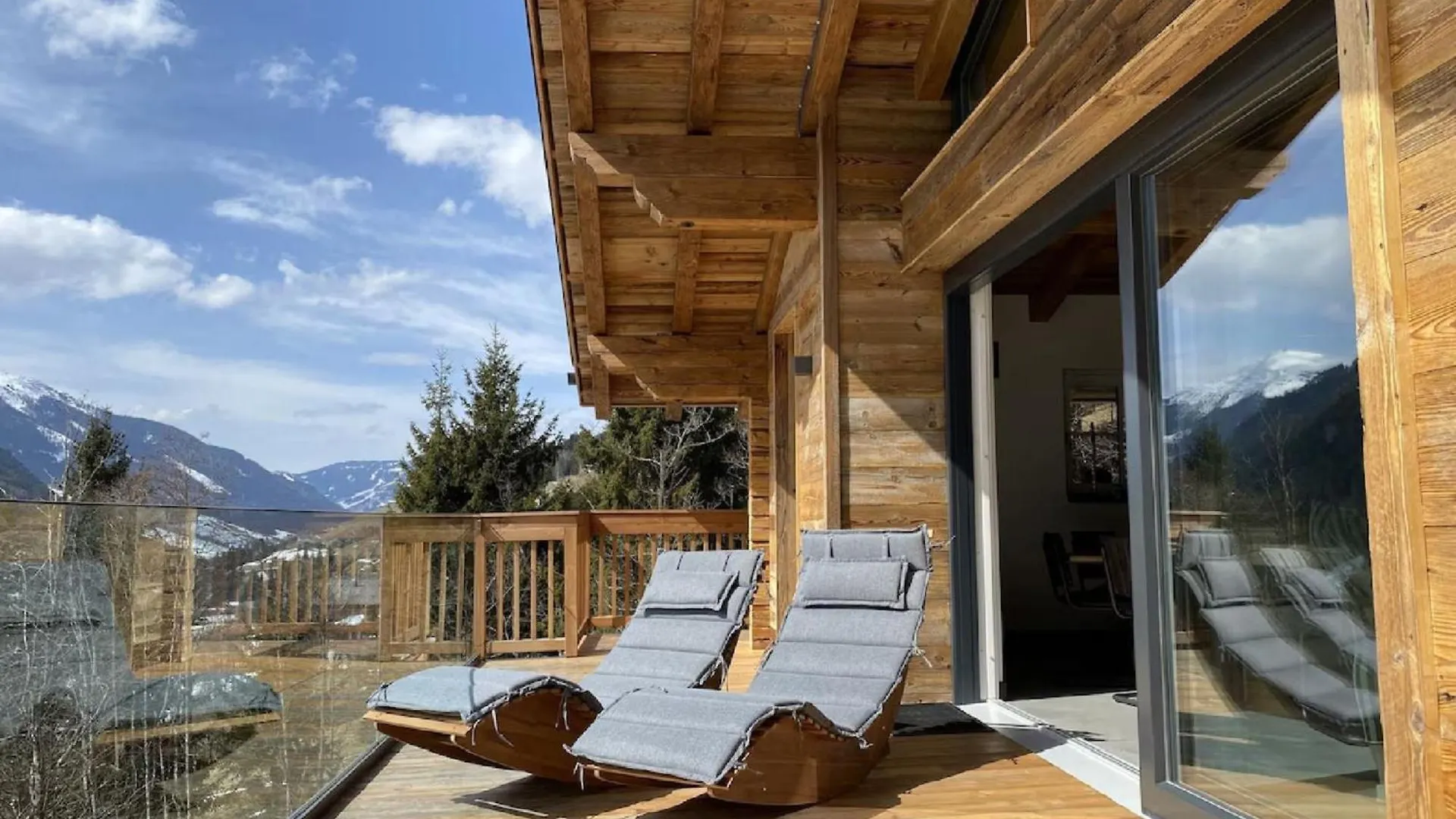 잘바흐 힌터글렘 Contemporary Austrian Chalet Recently Completed 아파트