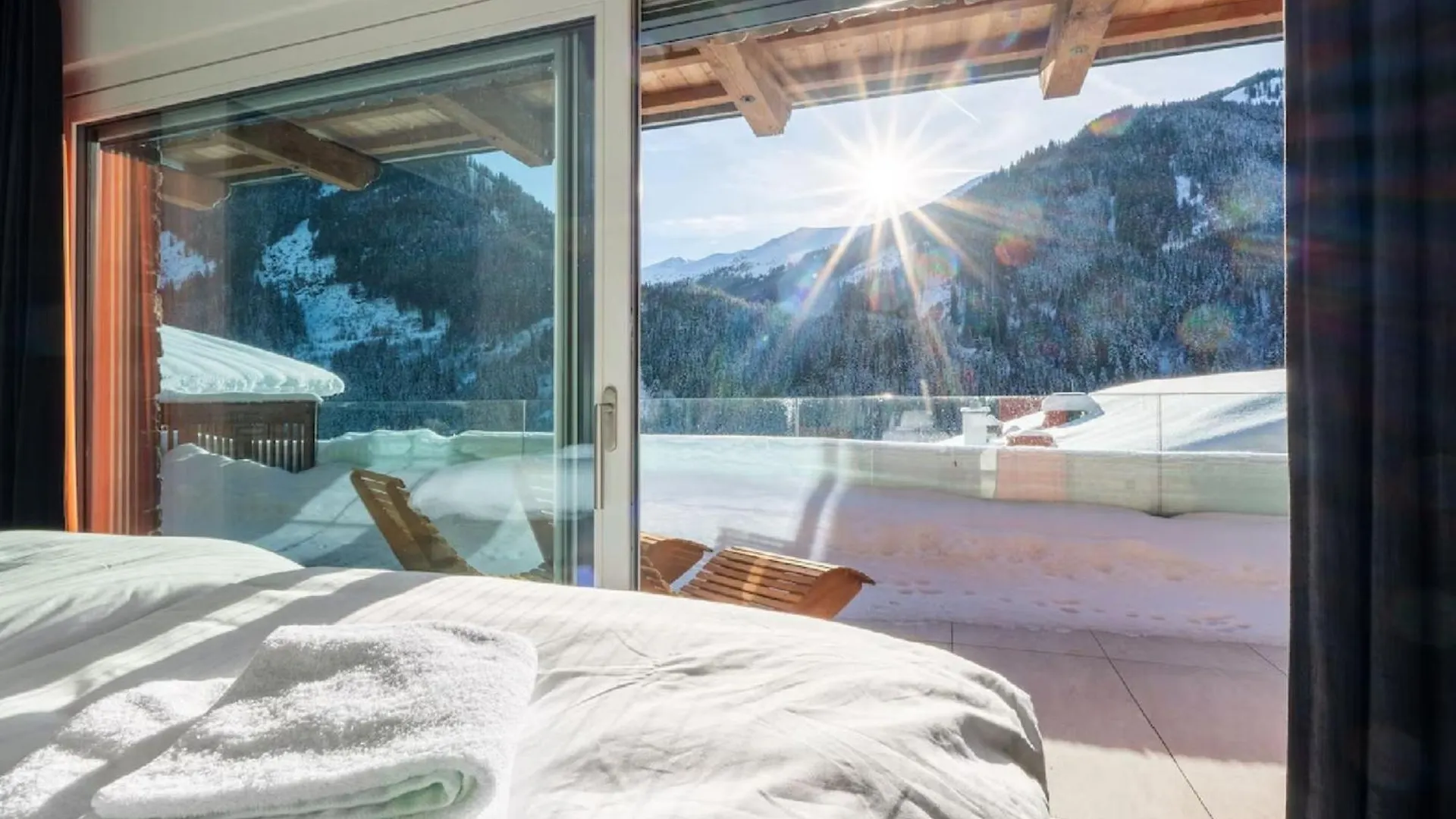 잘바흐 힌터글렘 Contemporary Austrian Chalet Recently Completed 아파트 오스트리아