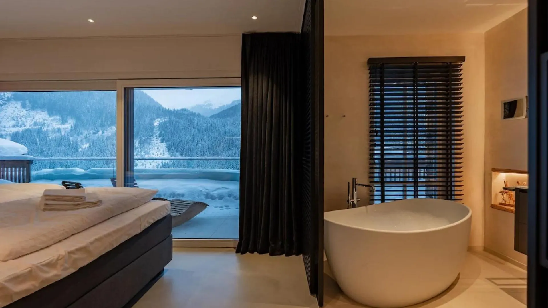 잘바흐 힌터글렘 Contemporary Austrian Chalet Recently Completed 아파트 잘바흐 힌터글렘