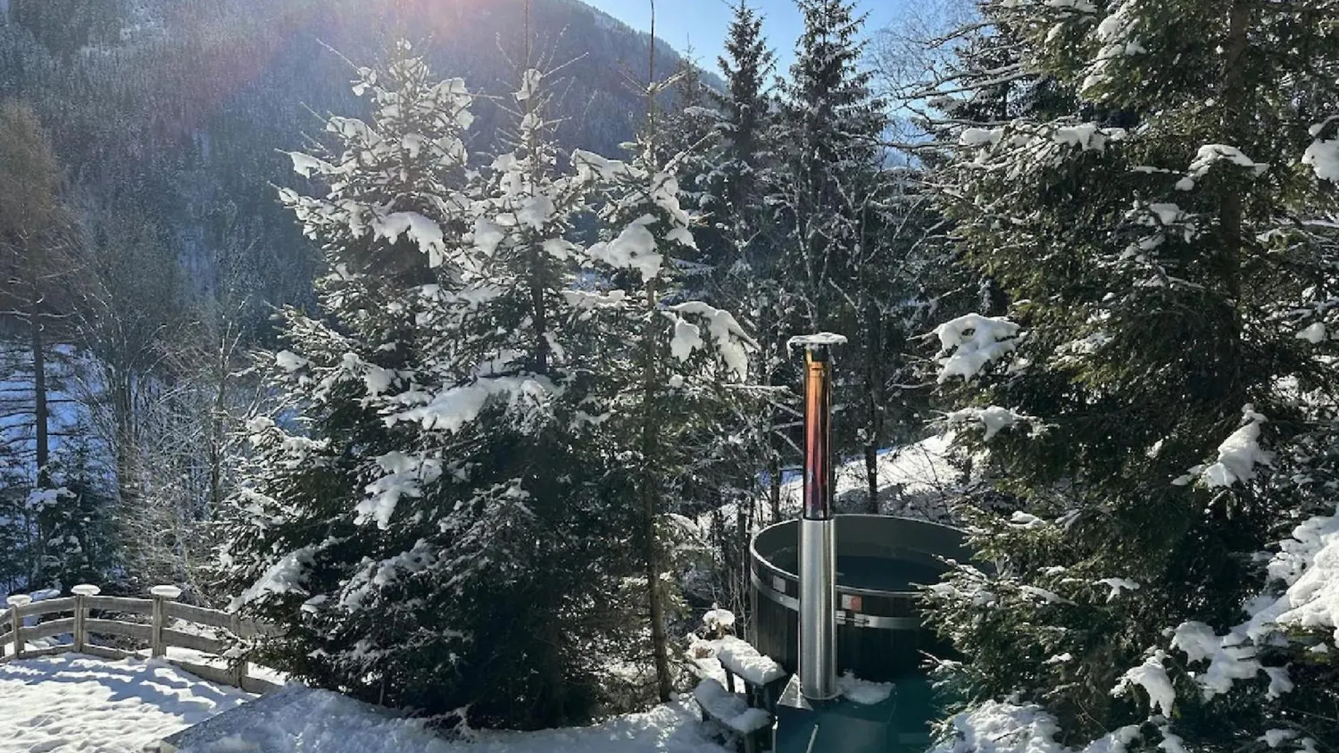 잘바흐 힌터글렘 Contemporary Austrian Chalet Recently Completed 아파트 오스트리아