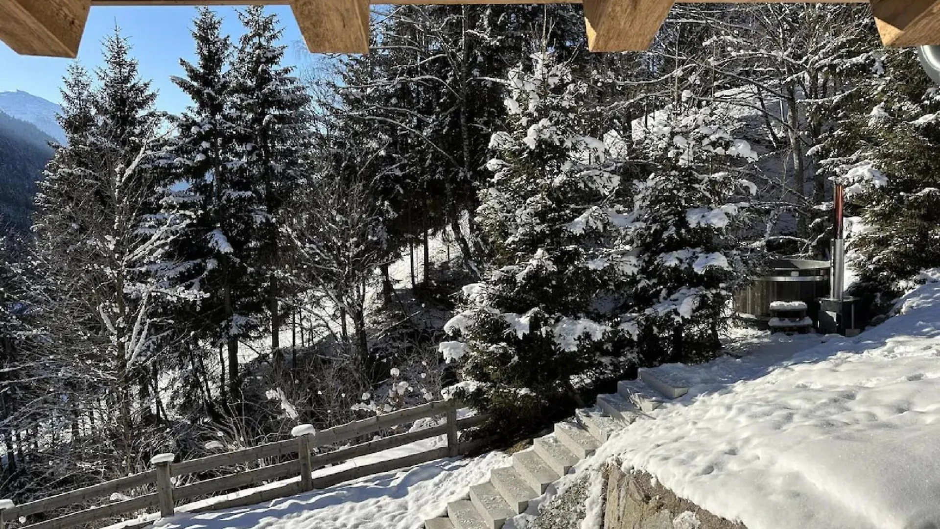 잘바흐 힌터글렘 Contemporary Austrian Chalet Recently Completed 아파트 오스트리아